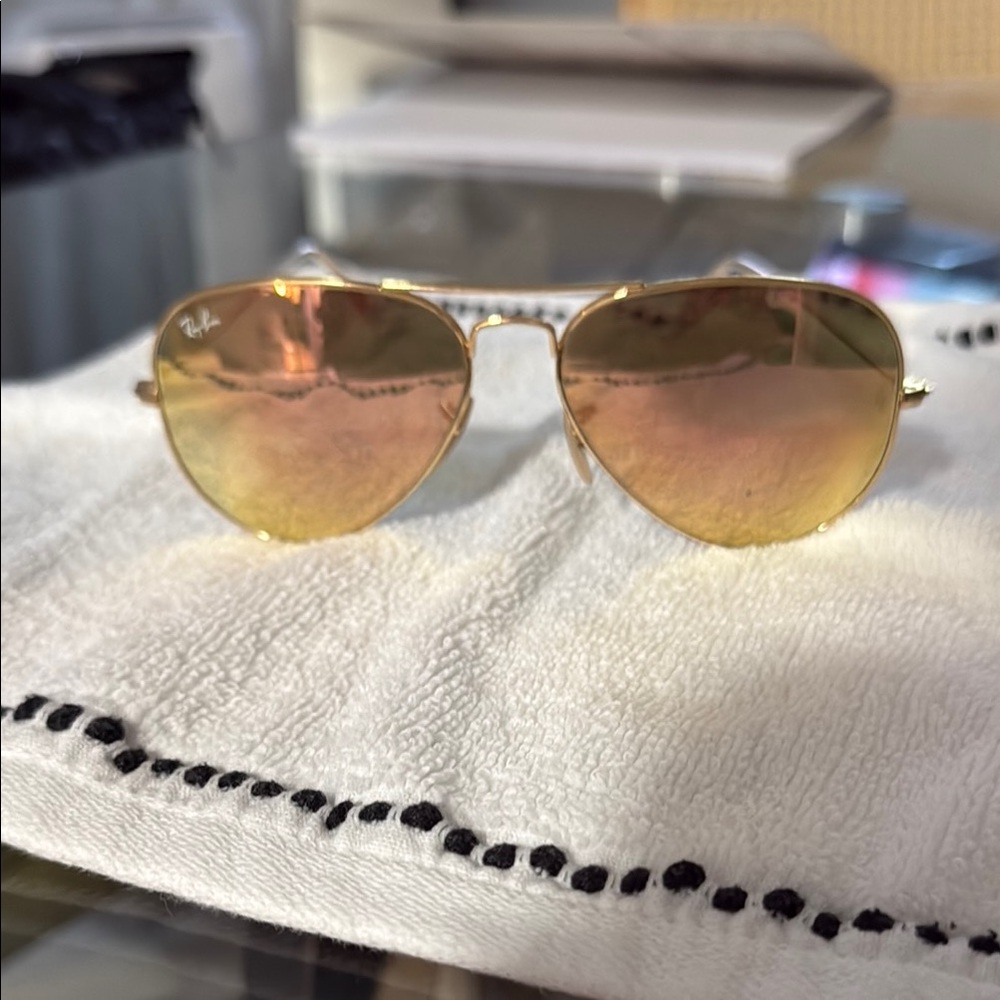 RayBan - Pink & Gold Aviators